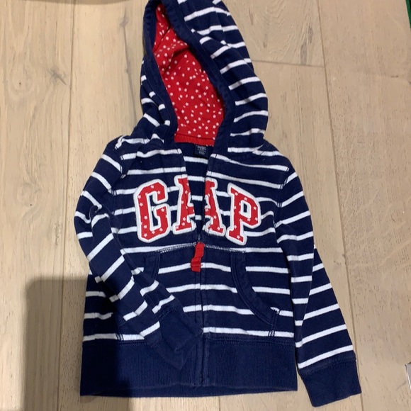 Baby Gap zip up sweater with Logo size 18-24 - Picture 1 of 1